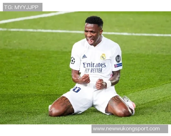 维尼修斯绯闻女友现身伯纳乌26岁三孩妈引发热议 维尼修斯绯闻女友现身伯纳乌26岁三孩妈引发热议