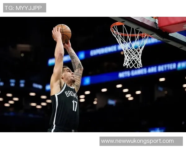 小迈克尔波特半场狂砍17分助力进攻表现出色展现全能实力 小迈克尔波特半场狂砍17分助力进攻表现出色展现全能实力