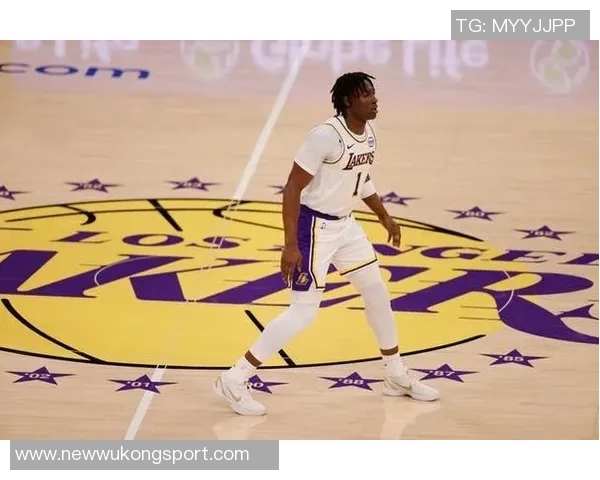 湖人新秀蒂耶罗首战表现平平黄蜂34号秀闪耀全场贡献13分7板 湖人新秀蒂耶罗首战表现平平黄蜂34号秀闪耀全场贡献13分7板